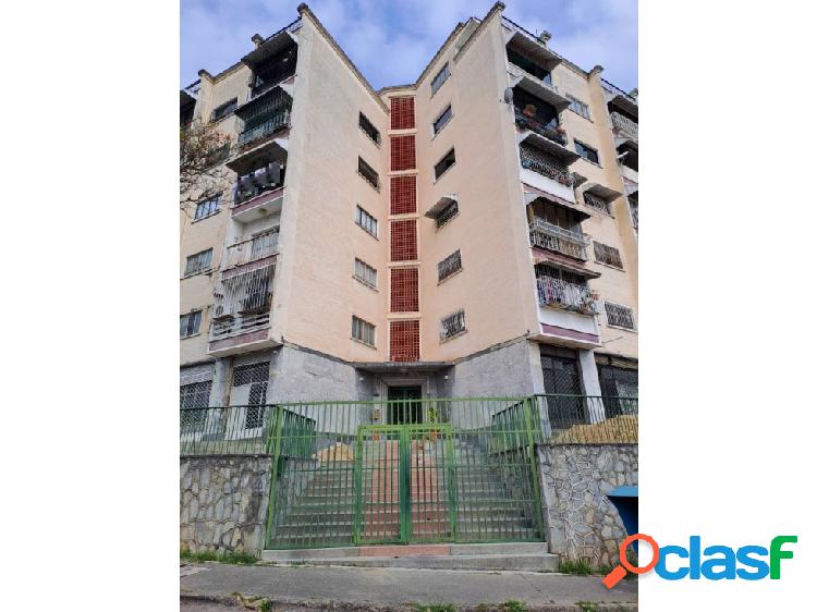 Se vende apartamento 71m2 Vista Alegre 3511