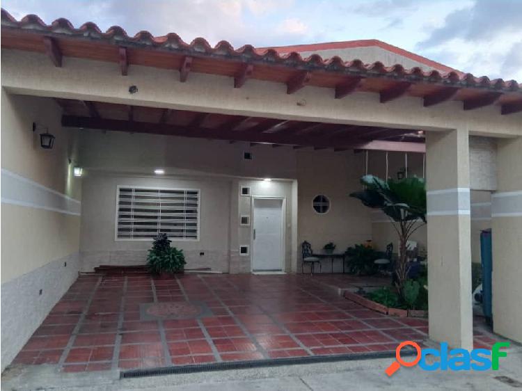 Townhouse en Venta Villas Don Víctor, Maracay