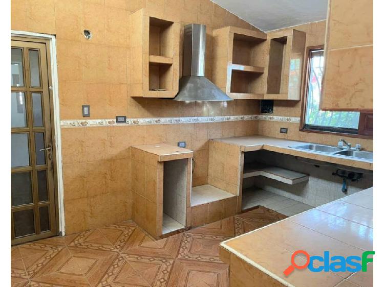 VENTA HERMOSA CASA EN PUERTO CABELLO 26-106