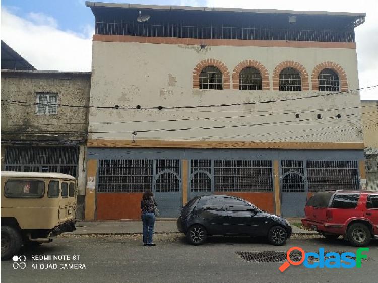 Venta de Edificio Comercial en San Martín (A.F.)