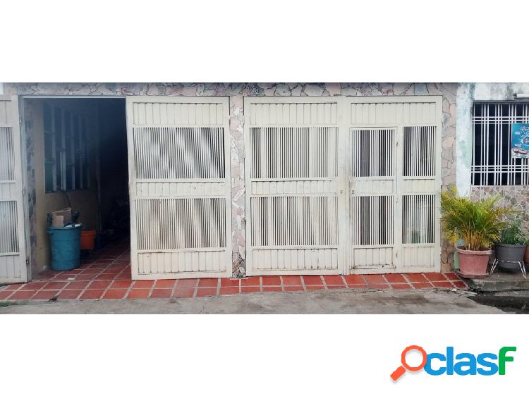 CASA EN LAS CAYENAS - ZONA INDUSTRIAL - MATURIN