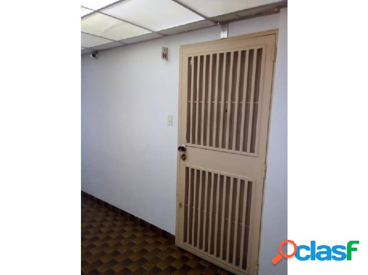 Se vende oficina 62m2 Macaracuay