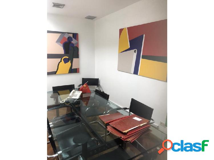 Se vende oficina 74m2 El Rosal 1537