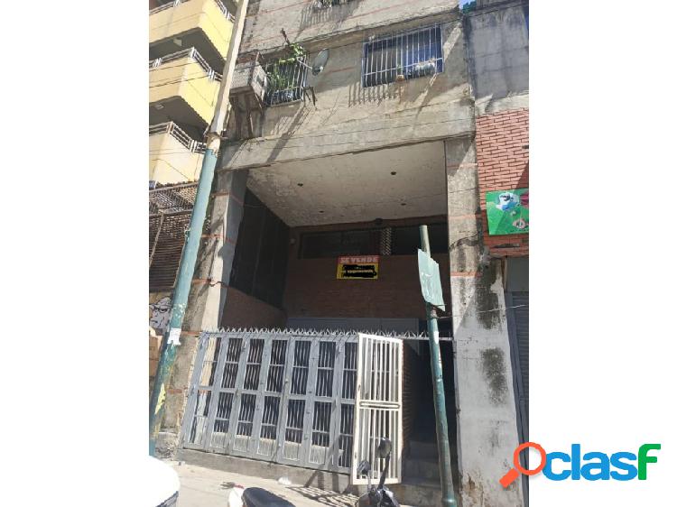 VENDO Local Comercial 222, Catia. Municipio Libertador.