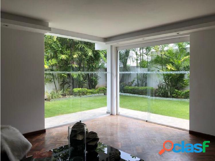 Vendo Impecable Casa Prados Del Este. Calle