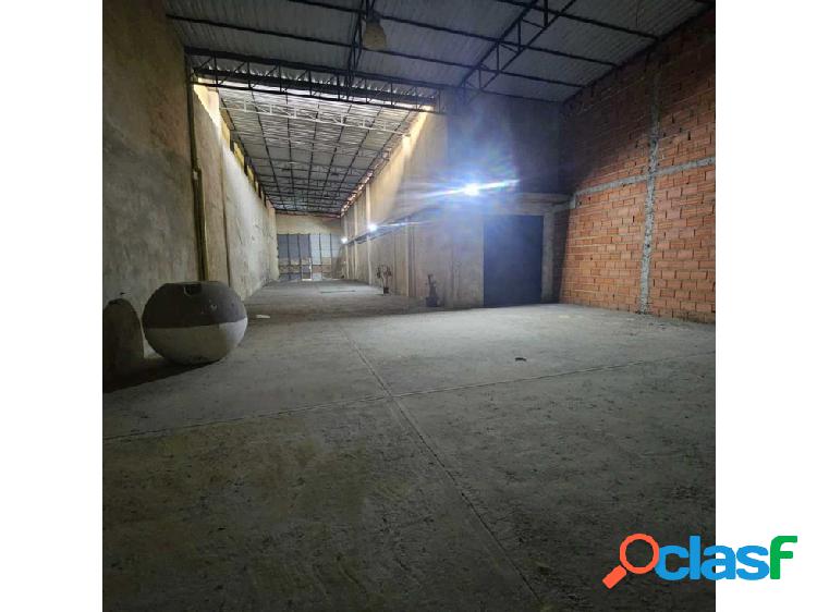 En Venta Galpon Industrial a Estrenar en Av constitución