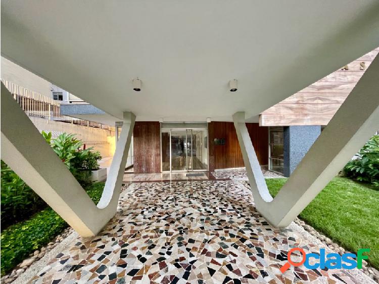 Se alquila Apto Los Palos Grandes 112m2.2h+s.2b+s.1pto