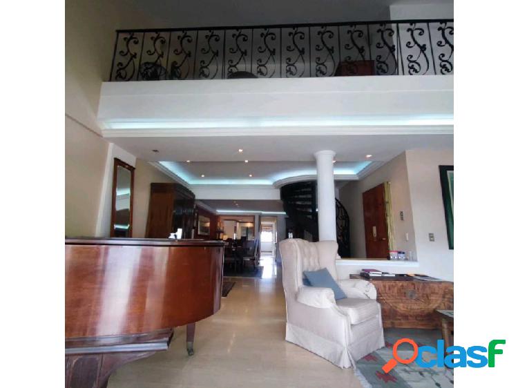 Se vende PH duplex 330m2 Los Palos Grandes 8382