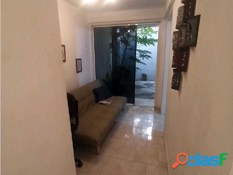 Se vende Townhouse en Samanes de Betanea, charallave