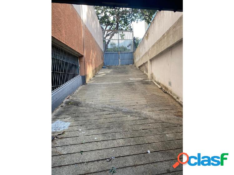 Venta de Local comercial en la Av. Andres Bello