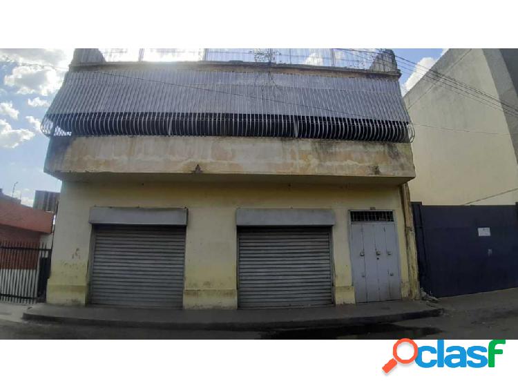 ALQUILER EDIF. COMERCIAL CALLE 27 CON AV. 20