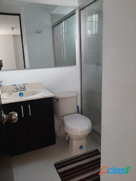 APARTAMENTO AMOBLADO EN EL POBLADO (CIUDAD DEL RIO)