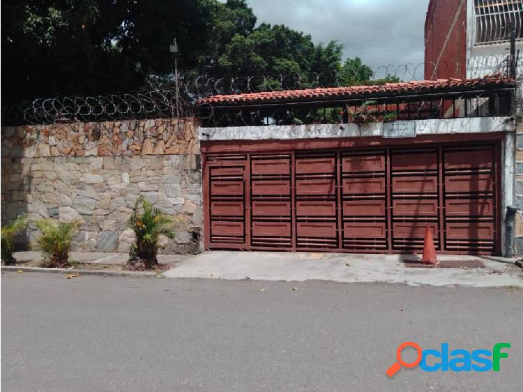 CASA EN EL MARQUES, CALLE CERRADA