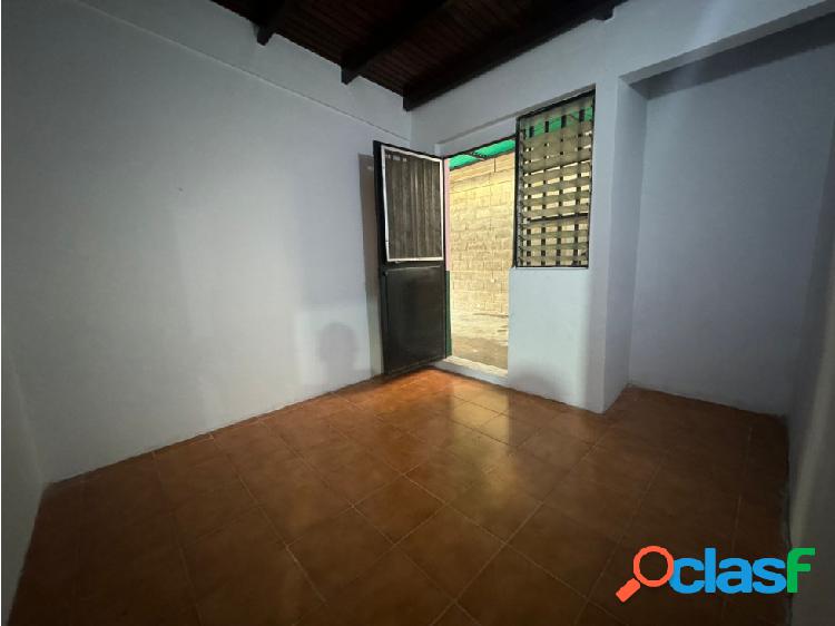 Casa en Venta en la Urb. Las Amazonas Santa Rita., Aragua