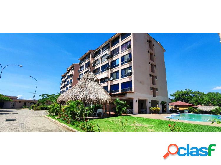 En venta apartamento en Playa linda, Higuerote