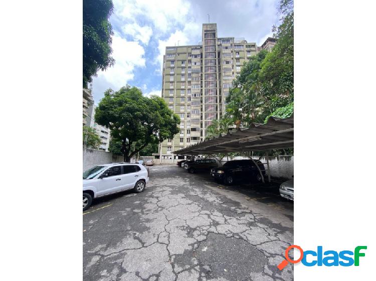 Se vende Apartamento 144.69m2.4H+S/2B+S/1P. La Florida.