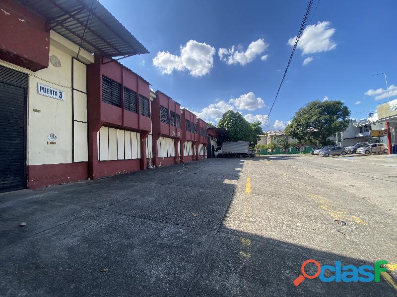 VENDO BODEGA DE USO INDUSTRIAL EN LA ALBORADA,