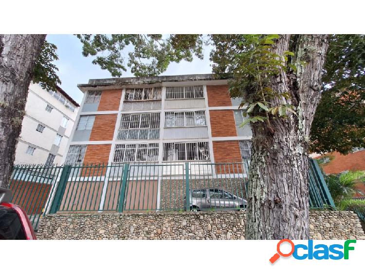 VENTA APARTAMENTO EL MARQUES EN CALLE CIEGA PISO BAJO