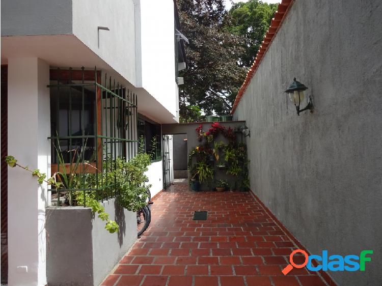 Vendo casa 468m2 4h+s/3b+s Los Chorros/7774