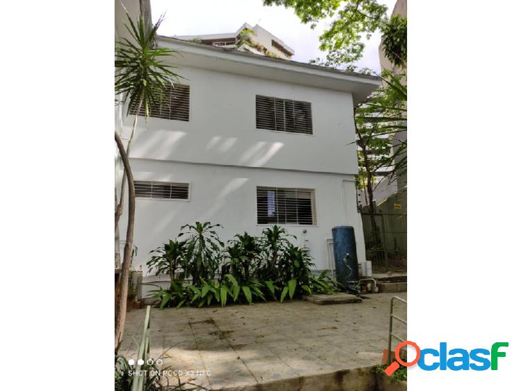 Vendo casa 498mts2 4h/4b/4p Altamira 8391