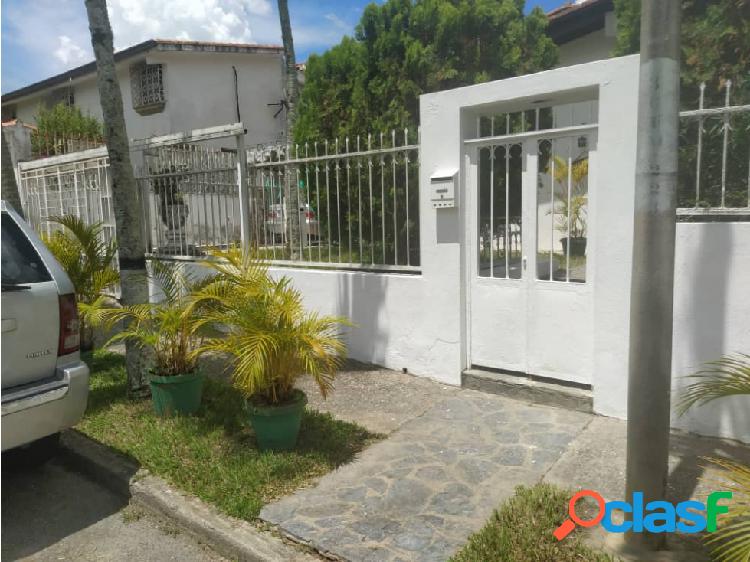 Vendo casa 500m2 5h/2b/5p La Trinidad 9612